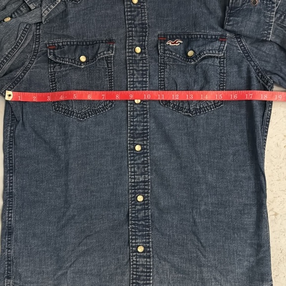 HOLLISTER Denim Jean Button Down Shirt with Pearl Snaps - Picture 12 of 13
